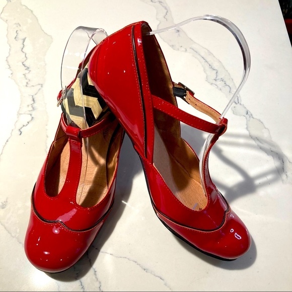 NEMONIC Sz 40 Red Patent Chevron Pattern 2” Heel Made in Spain Mary Jane Shoes - Picture 1 of 13